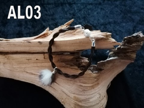 Armbånd i mørkebrun lædersnøre Armbånd i mørkebrun lædersnøre