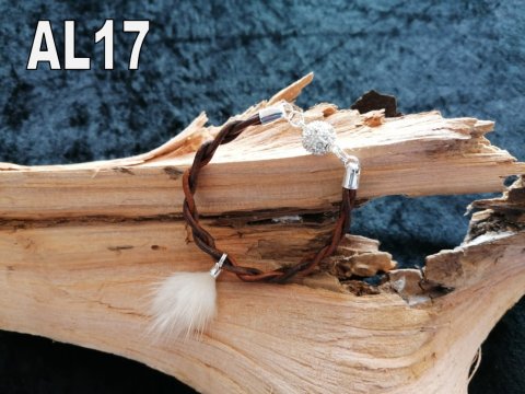 Armbånd i brun lædersnøre Armbånd i brun lædersnøre